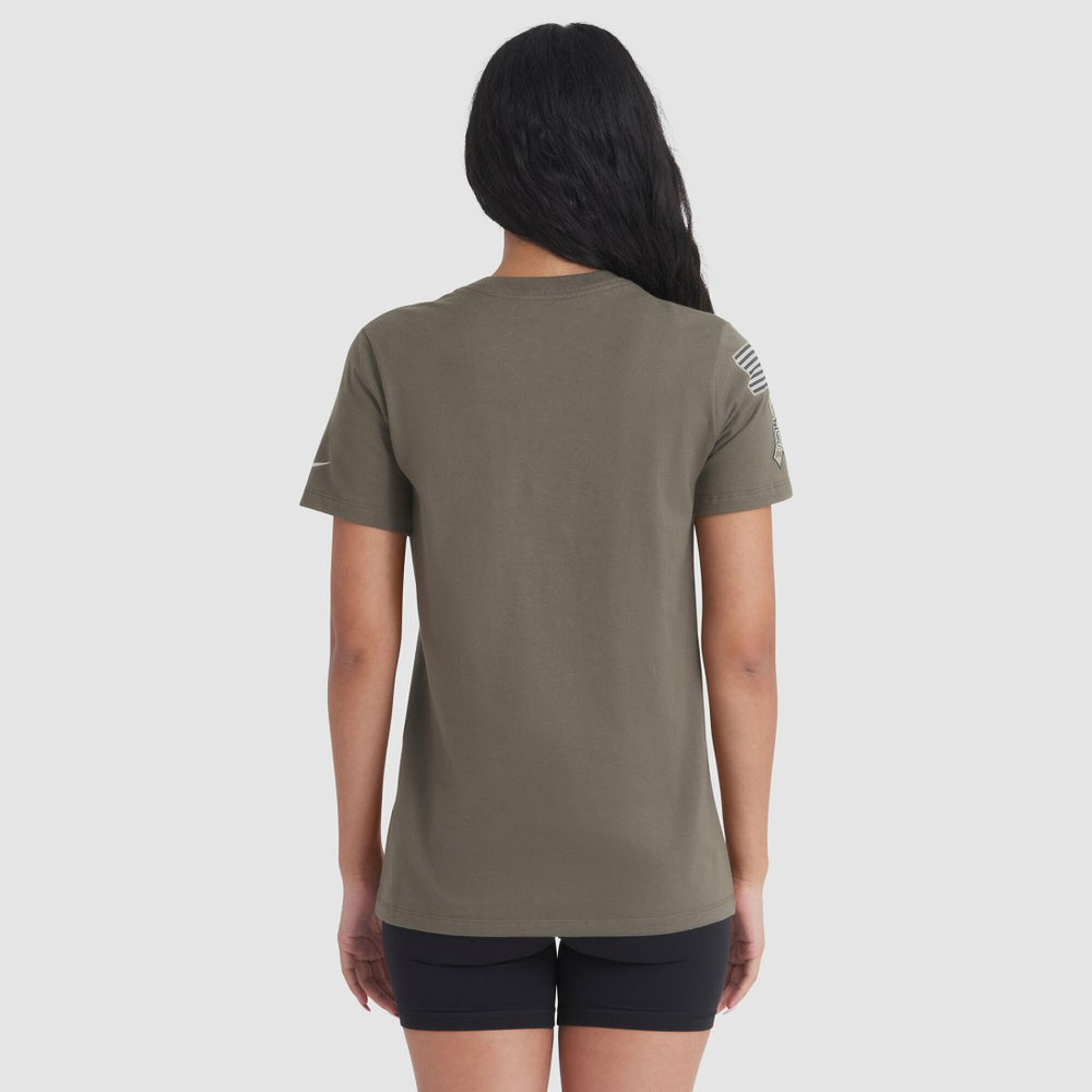 Women's 2025 Salute to Service Sideline T-Shirt - Tampa Bay Buccaneers