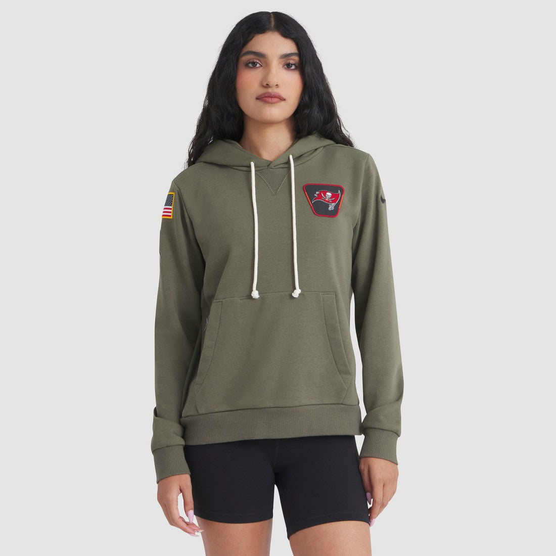 Women's 2025 Salute to Service Sideline Standard Issue Dri-FIT Hoodie - Tampa Bay Buccaneers