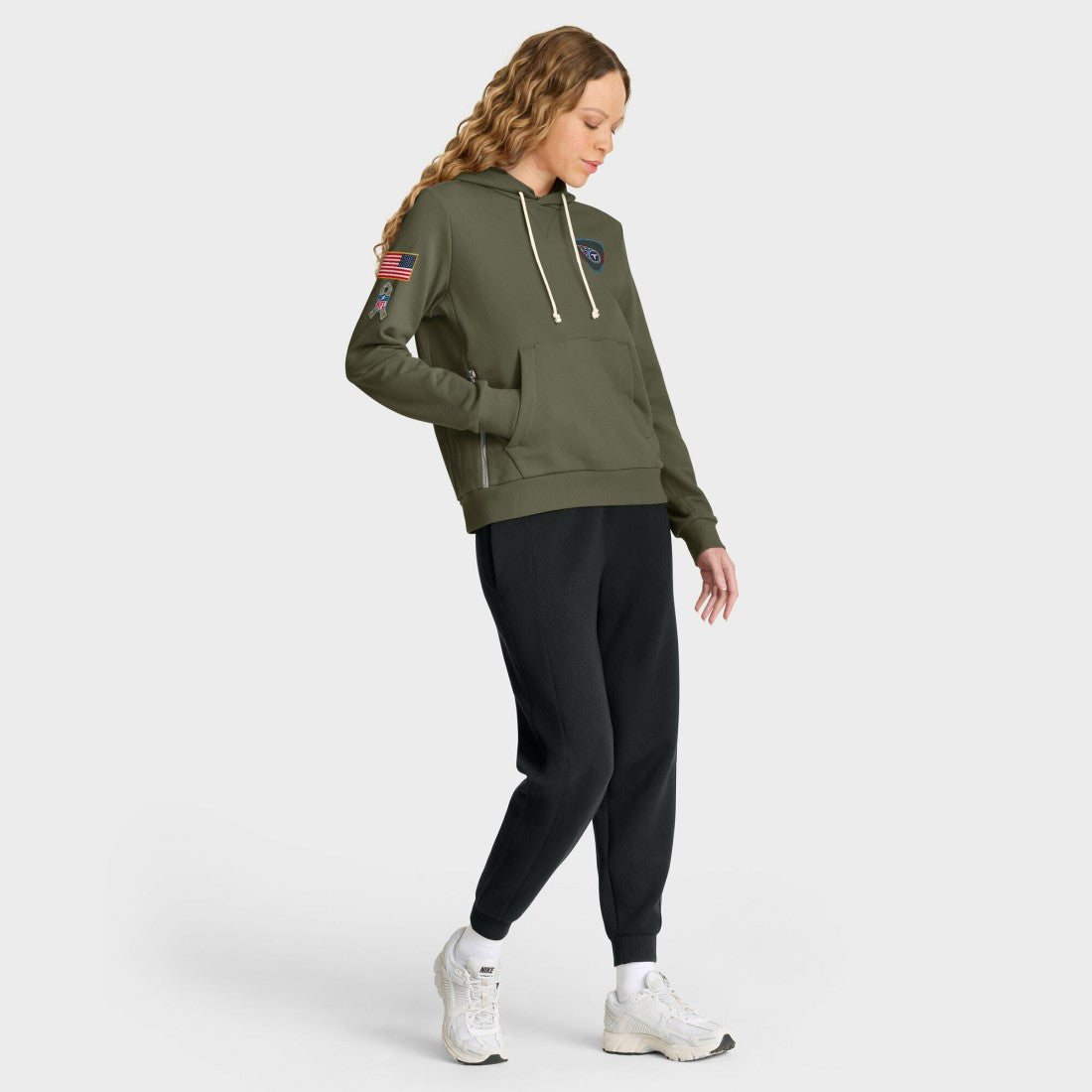Women's 2025 Salute to Service Sideline Standard Issue Dri-FIT Hoodie - Tennessee Titans
