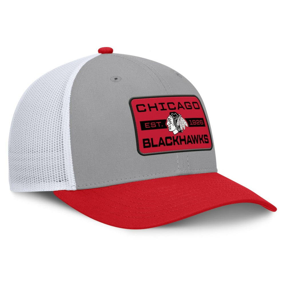 NHL Gray/Red Chicago Blackhawks Fanatics Fundamental Adapt Trucker Adjustable Hat