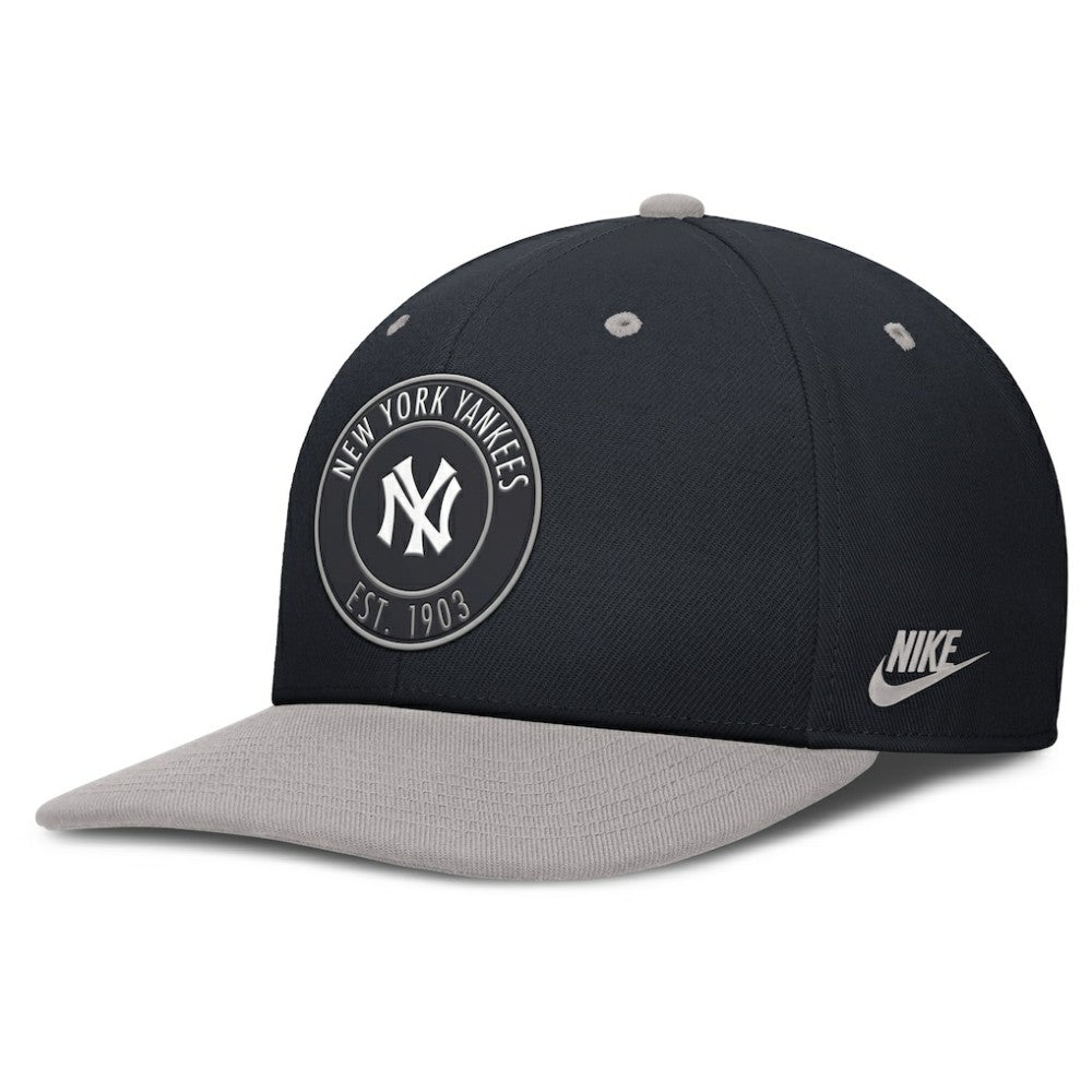 MLB New York Yankees Nike Cooperstown Collection Pro Dri-FIT Snapback Hat