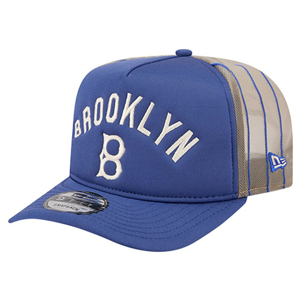MLB Los Angeles Dodgers New Era Vintage Arched Foam Front 9FIFTY A-Frame Adjustable Trucker Hat