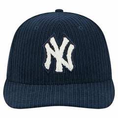 MLB New York Yankees New Era Chenille Pop 59FIFTY Fitted Hat