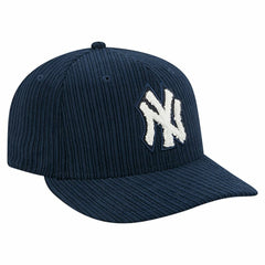 MLB New York Yankees New Era Chenille Pop 59FIFTY Fitted Hat