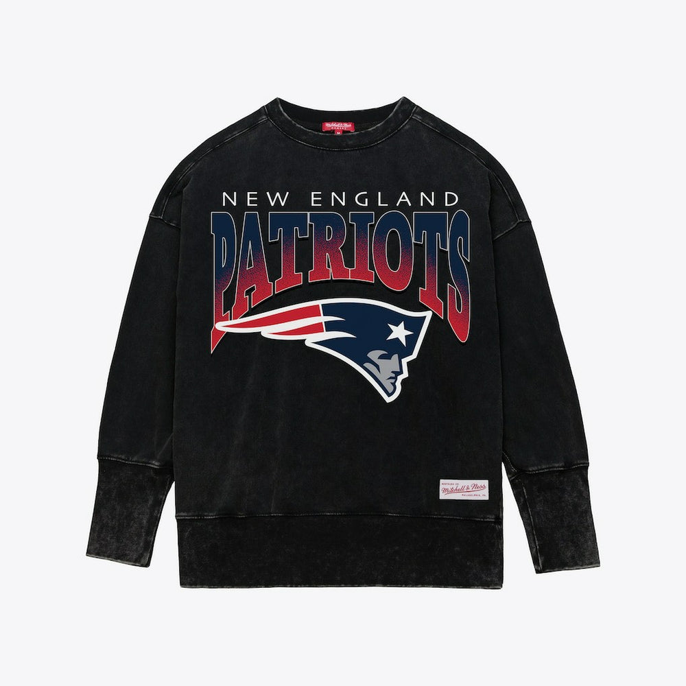 Women's Delineate Mineral Wash Crewneck Sweatshirt - New England Patriots