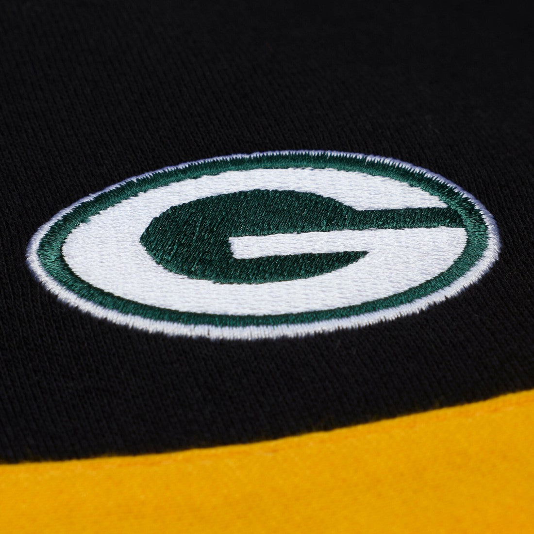 Women's Cropped Long Sleeve Rugby Polo - Green Bay Packers