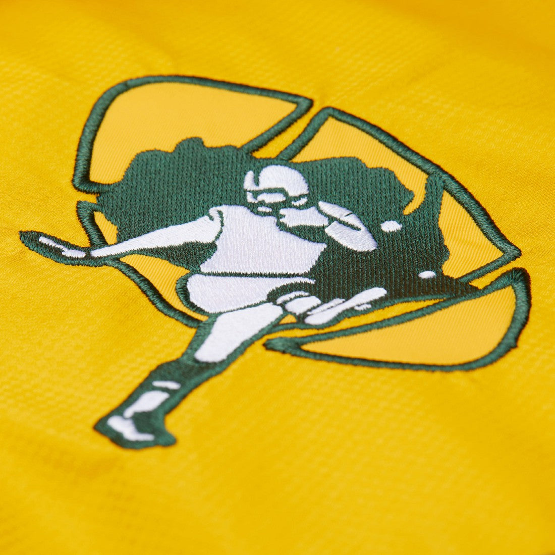 Tie Breaker Vintage Logo Lightweight Anorak Half-Zip Windbreaker - Green Bay Packers