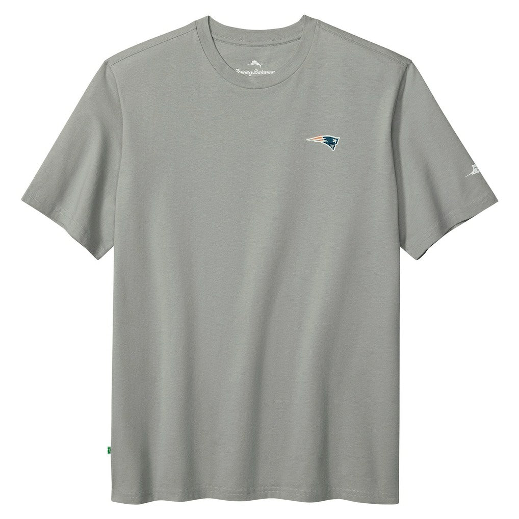 Huddle & Hang Tens T-Shirt - New England Patriots