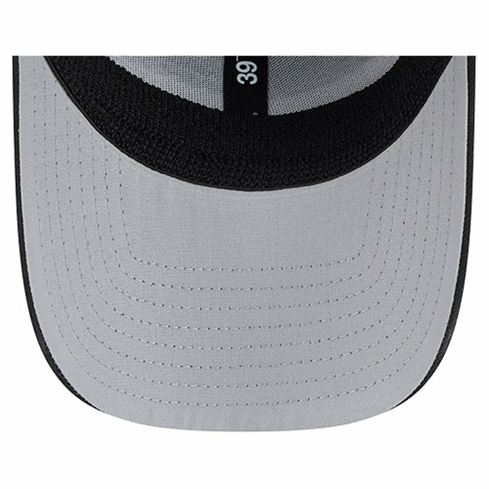 Stripes 39THIRTY Flex Hat - Philadelphia Eagles