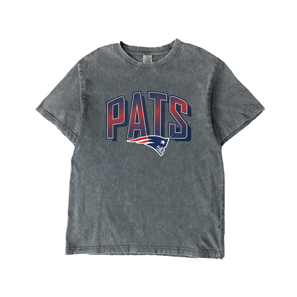 Gameday Couture Women's Peak Performance Oversized Snow Wash T-Shirt - New England Patriots