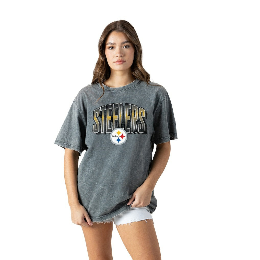 Gameday Couture Women's Peak Performance Oversized Snow Wash T-Shirt - Pittsburgh Steelers