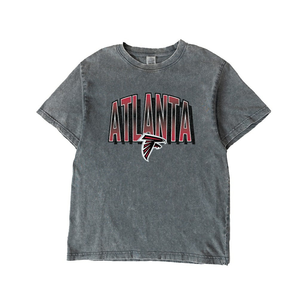 Gameday Couture Women's Peak Performance Oversized Snow Wash T-Shirt - Atlanta Falcons
