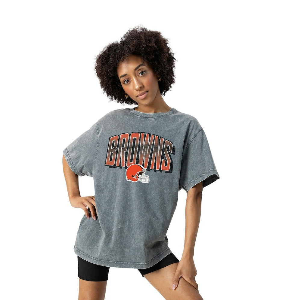 Gameday Couture Women's Peak Performance Oversized Snow Wash T-Shirt - Cleveland Browns