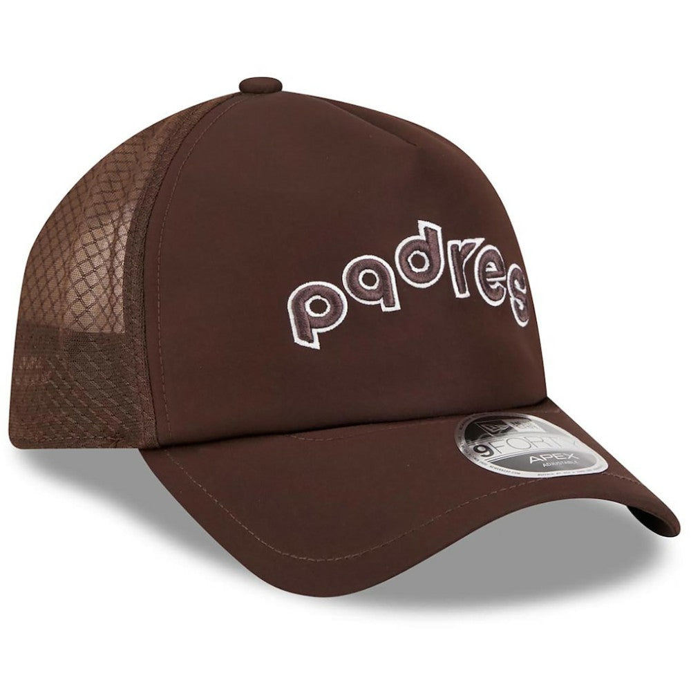 MLB San Diego Padres New Era 2026 Batting Practice Alternate Apex 9FORTY Adjustable Hat
