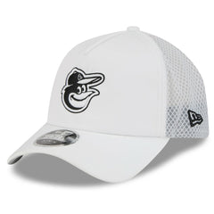MLB Baltimore Orioles New Era 2026 Batting Practice Apex 9FORTY Adjustable Trucker Hat