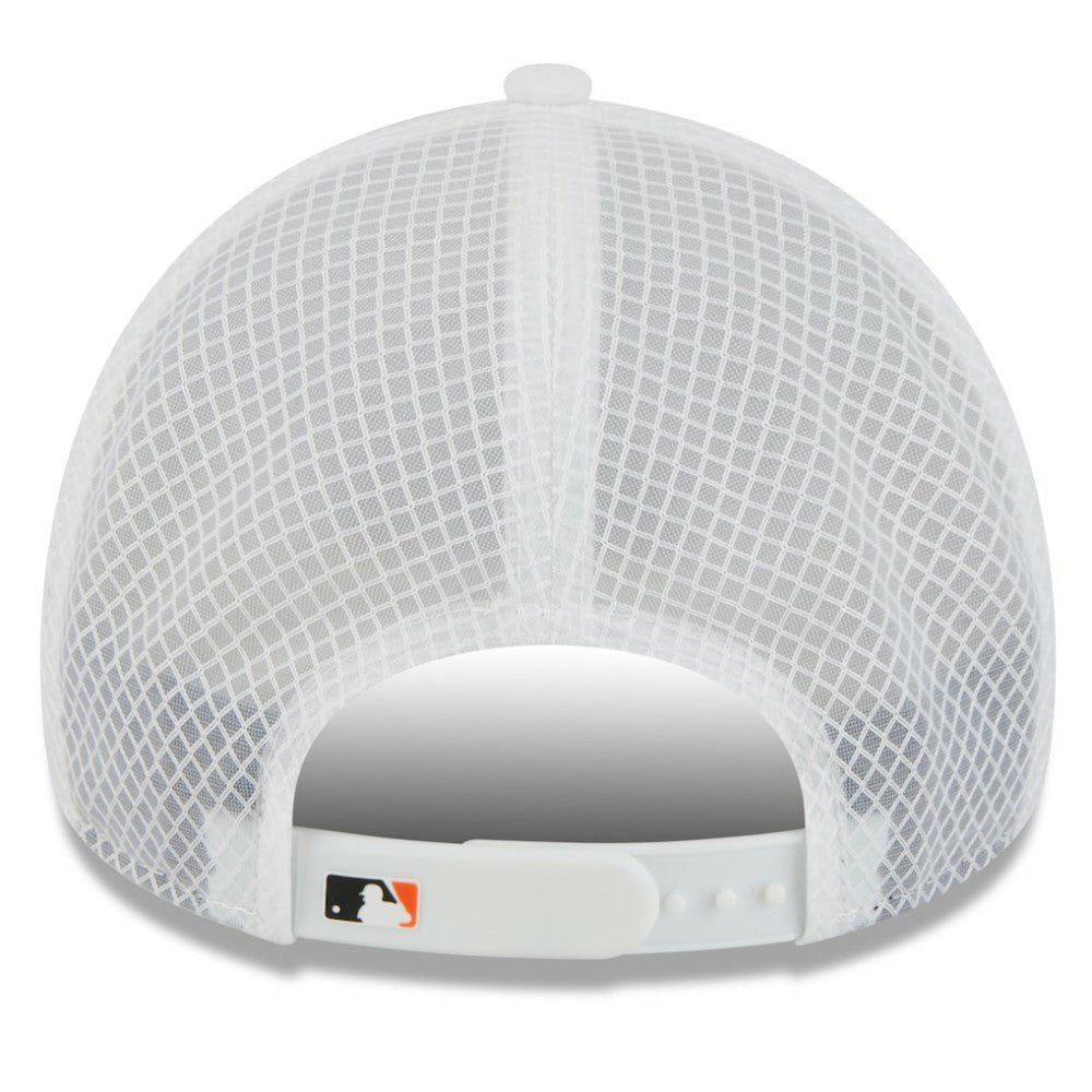 MLB Baltimore Orioles New Era 2026 Batting Practice Apex 9FORTY Adjustable Trucker Hat