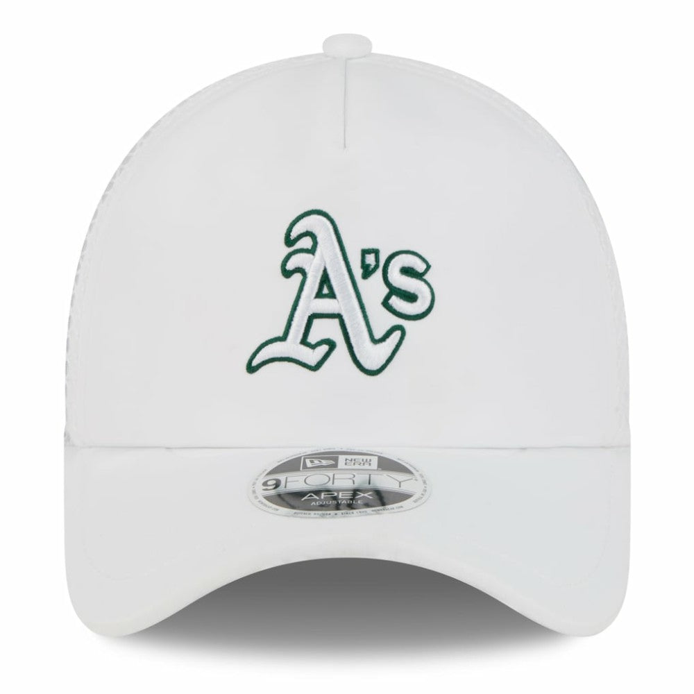 MLB Athletics New Era 2026 Batting Practice Apex 9FORTY Adjustable Trucker Hat