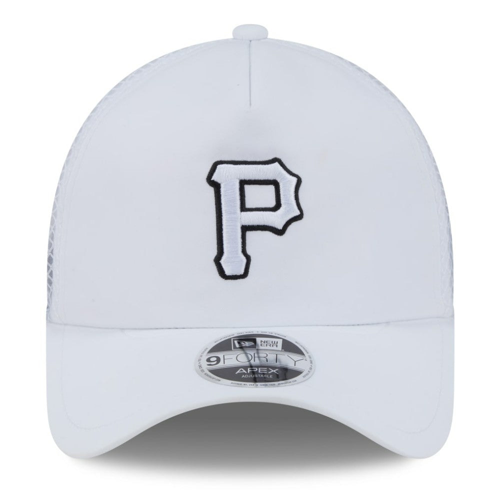 MLB Pittsburgh Pirates New Era 2026 Batting Practice Apex 9FORTY Adjustable Trucker Hat