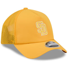 MLB San Diego Padres New Era 2026 Batting Practice Apex 9FORTY Adjustable Trucker Hat