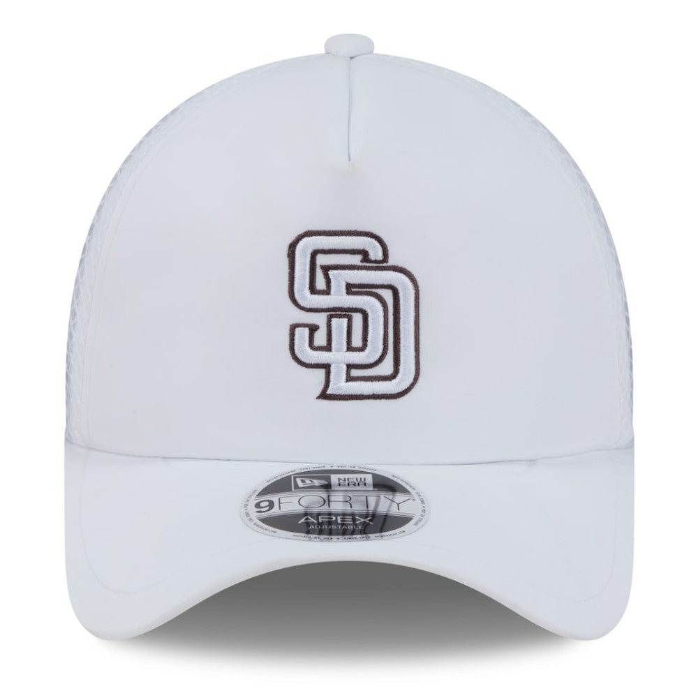 MLB San Diego Padres New Era 2026 Batting Practice Apex 9FORTY Adjustable Trucker Hat