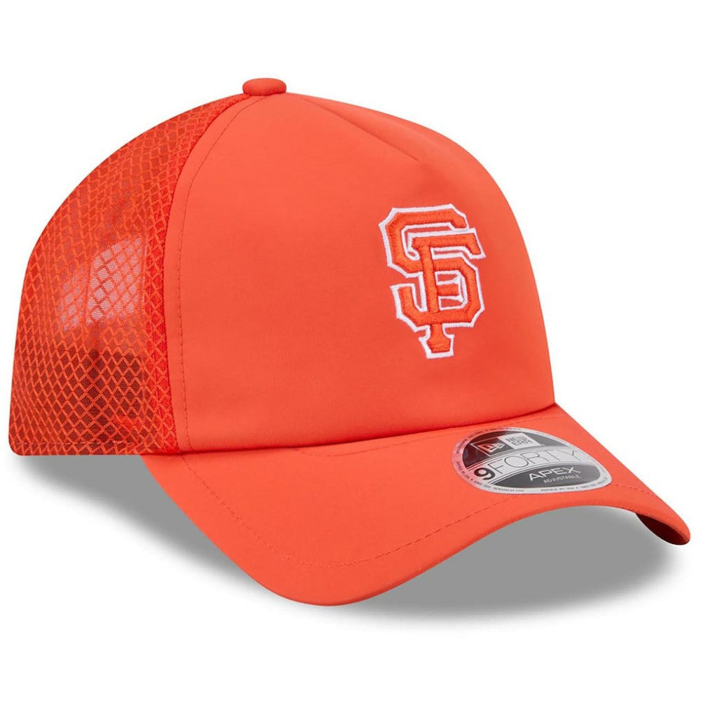 MLB San Francisco Giants New Era 2026 Batting Practice Apex 9FORTY Adjustable Trucker Hat