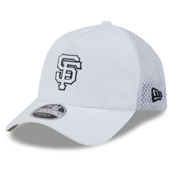 MLB San Francisco Giants New Era 2026 Batting Practice Apex 9FORTY Adjustable Trucker Hat