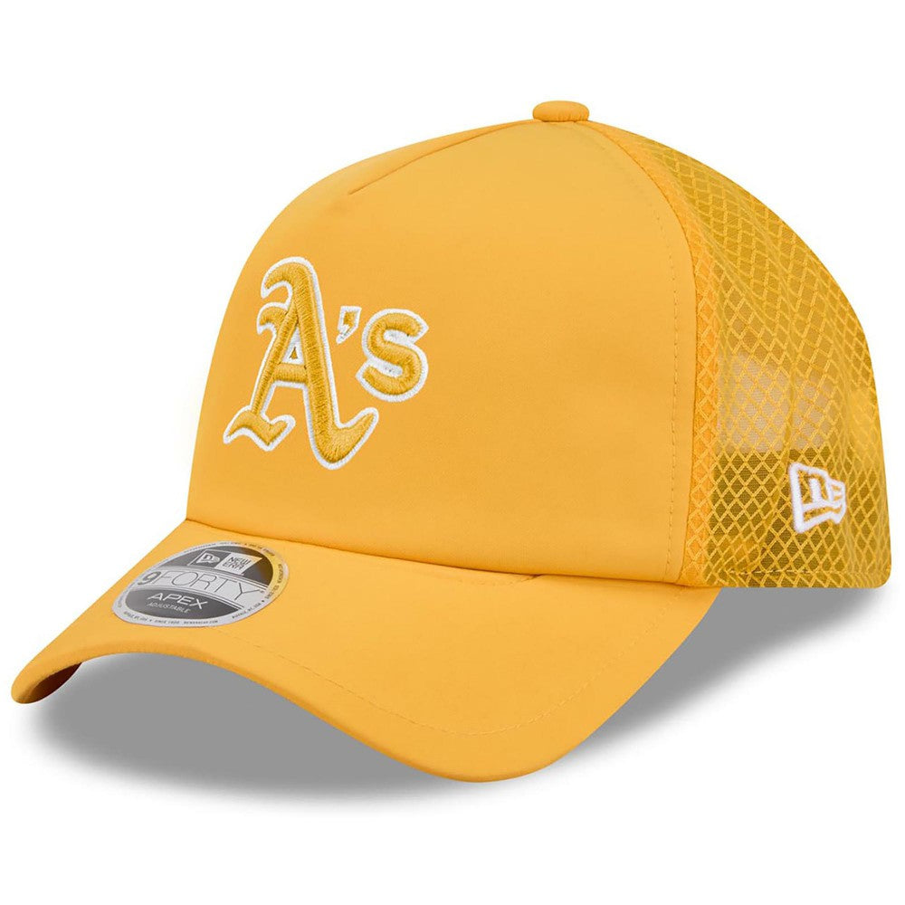 MLB Athletics New Era 2026 Batting Practice Apex 9FORTY Adjustable Trucker Hat