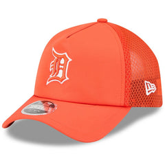MLB Detroit Tigers New Era 2026 Batting Practice Apex 9FORTY Adjustable Trucker Hat