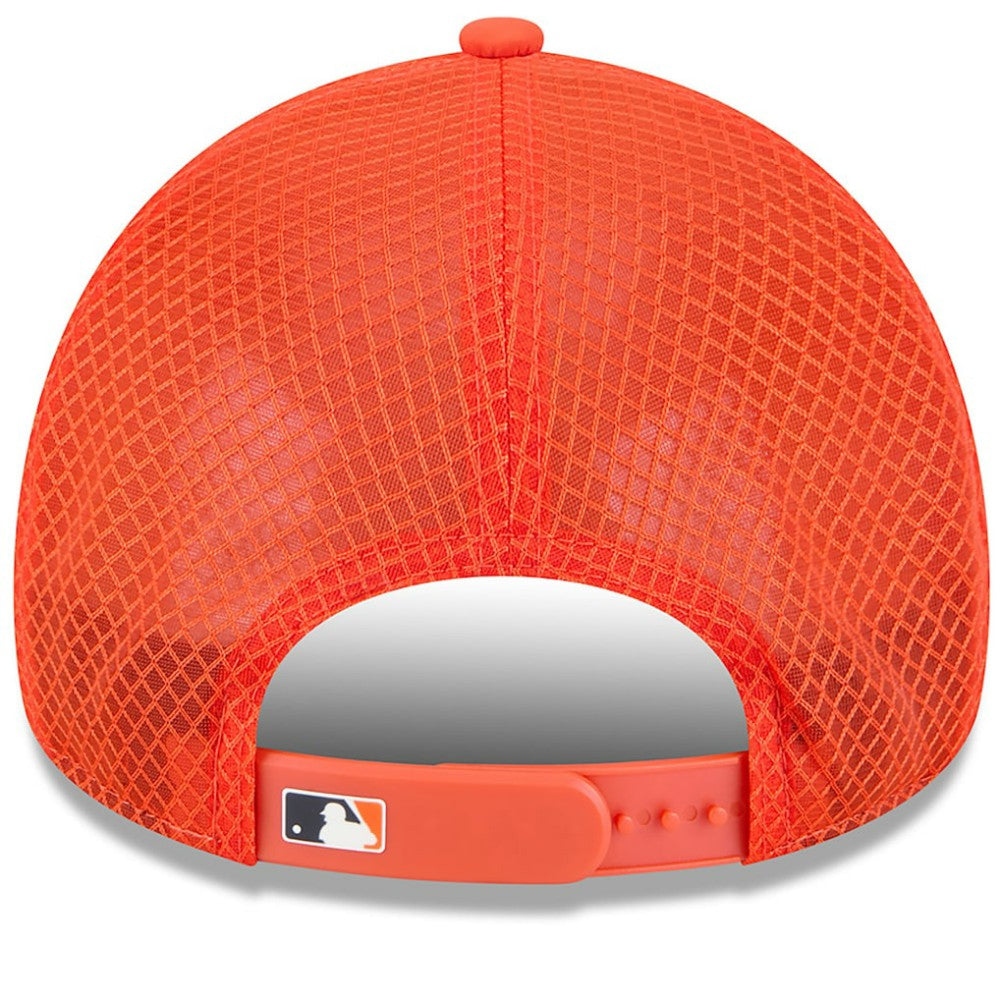 MLB Detroit Tigers New Era 2026 Batting Practice Apex 9FORTY Adjustable Trucker Hat
