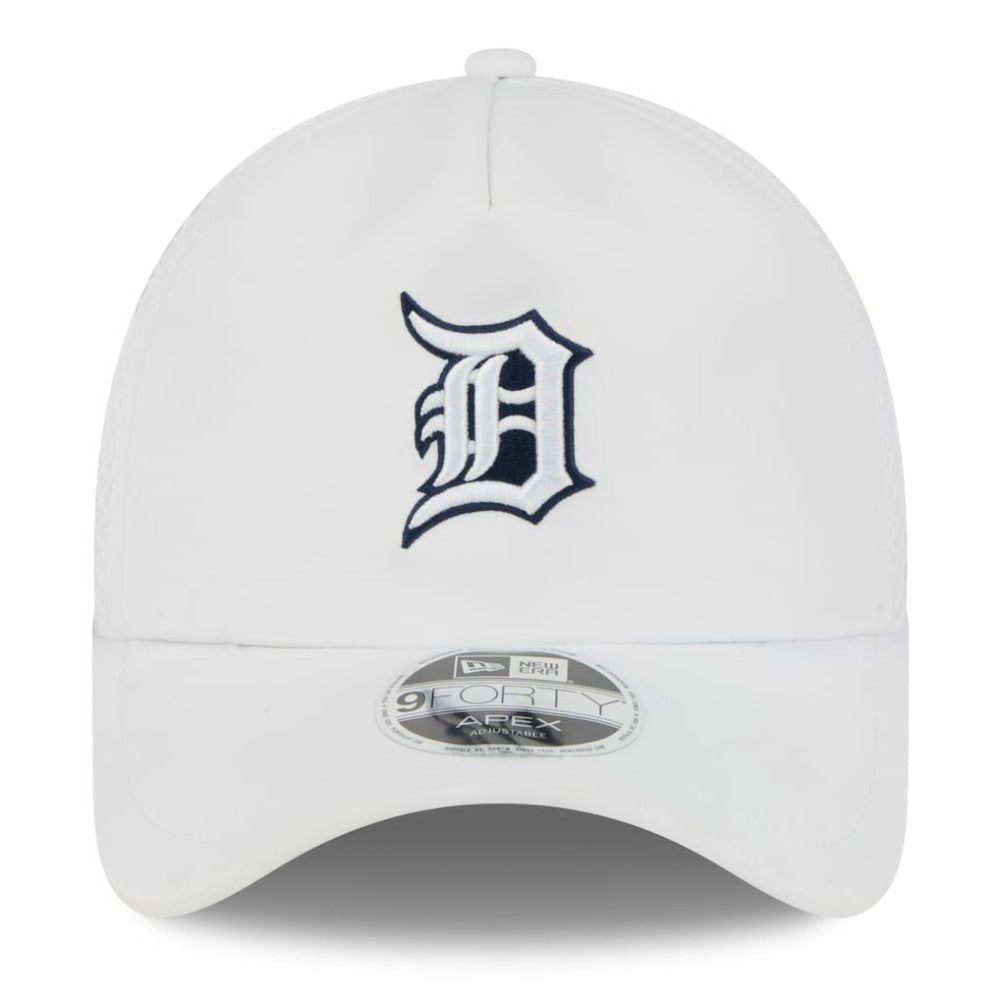 MLB Detroit Tigers New Era 2026 Batting Practice Apex 9FORTY Adjustable Trucker Hat