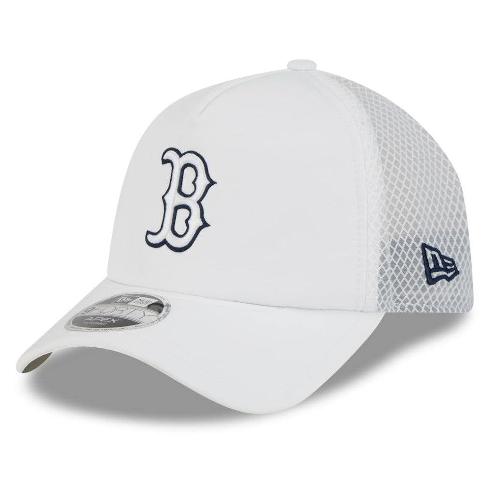 MLB Boston Red Sox New Era 2026 Batting Practice Apex 9FORTY Adjustable Trucker Hat