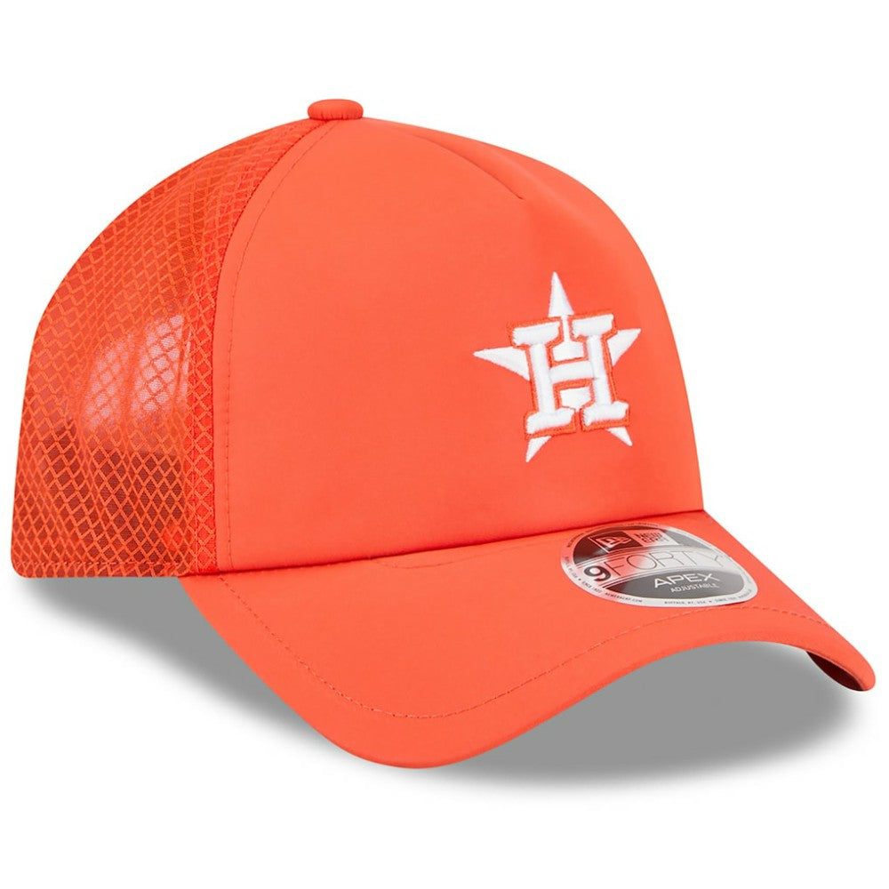 MLB Houston Astros New Era 2026 Batting Practice Apex 9FORTY Adjustable Trucker Hat