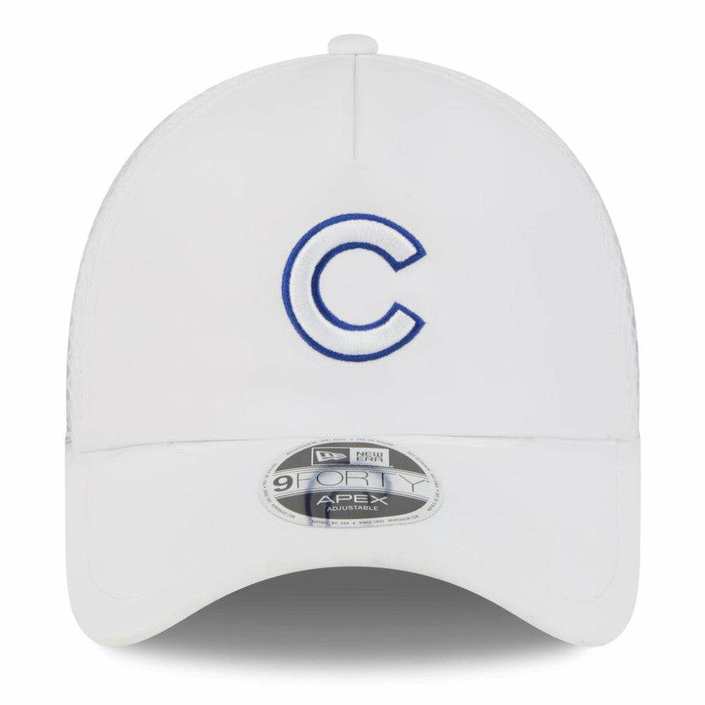 MLB Chicago Cubs New Era 2026 Batting Practice Apex 9FORTY Adjustable Trucker Hat