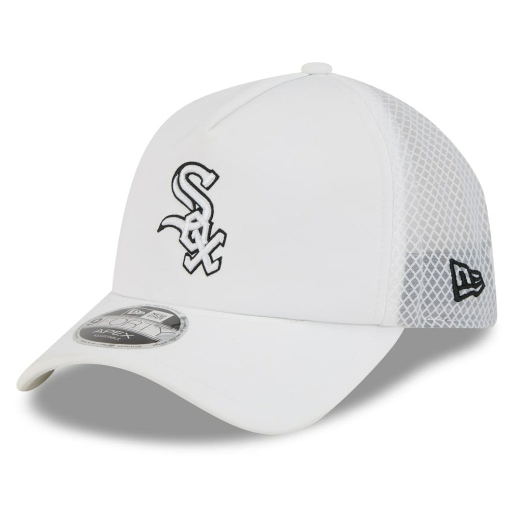 MLB Chicago White Sox New Era 2026 Batting Practice Apex 9FORTY Adjustable Trucker Hat