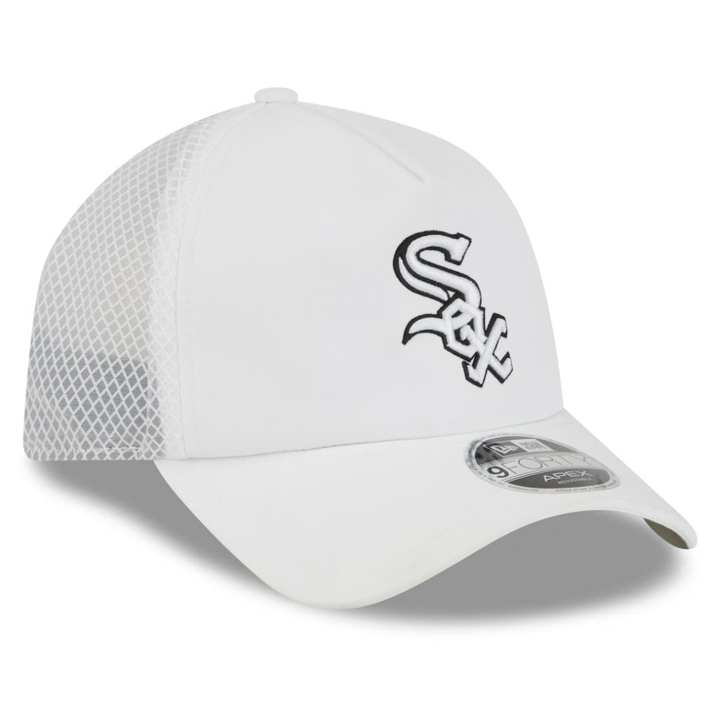 MLB Chicago White Sox New Era 2026 Batting Practice Apex 9FORTY Adjustable Trucker Hat