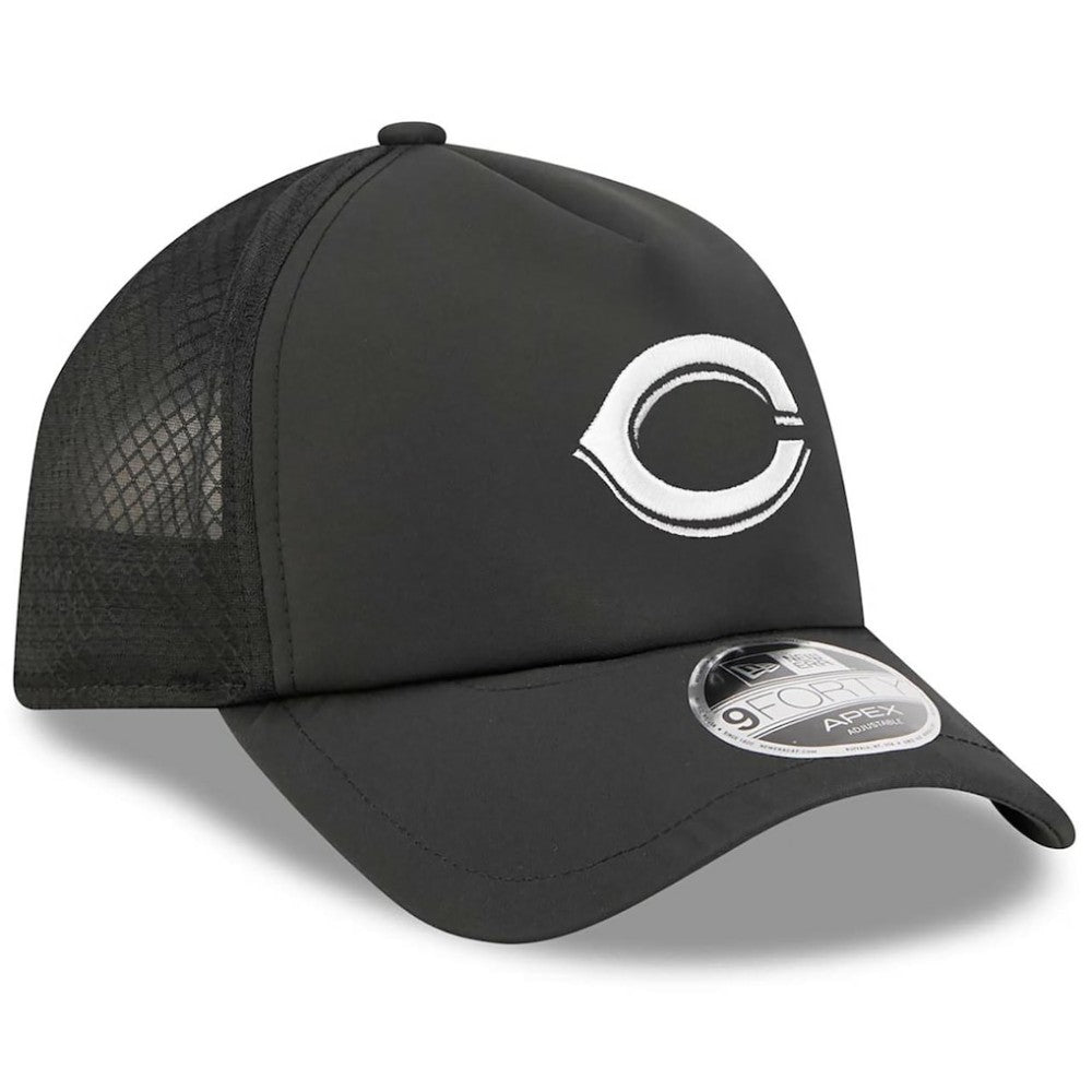 MLB Cincinnati Reds New Era 2026 Batting Practice Apex 9FORTY Adjustable Trucker Hat