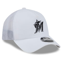 MLB Miami Marlins New Era 2026 Batting Practice Apex 9FORTY Adjustable Trucker Hat