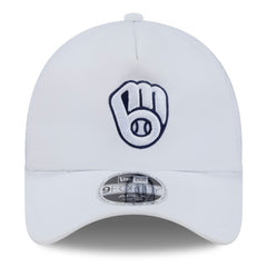 MLB Milwaukee Brewers New Era 2026 Batting Practice Apex 9FORTY Adjustable Trucker Hat