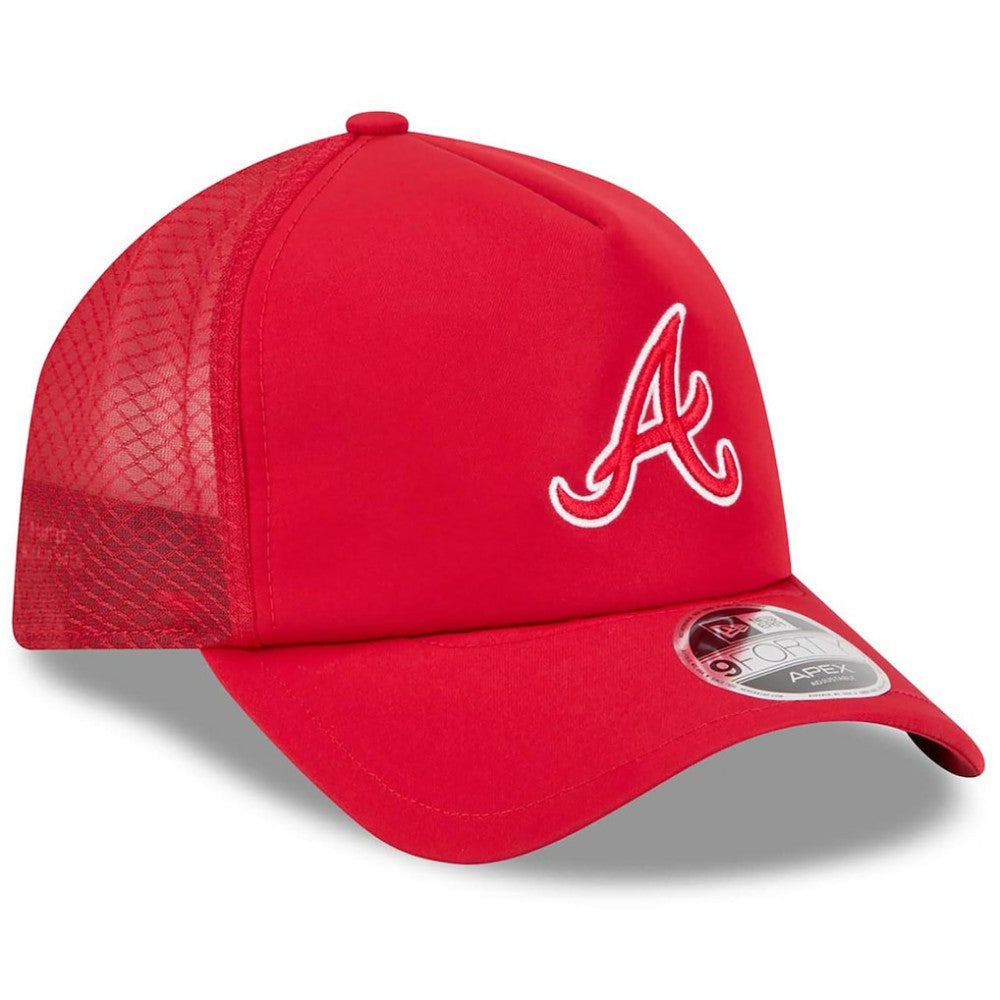 MLB Atlanta Braves New Era 2026 Batting Practice Apex 9FORTY Adjustable Trucker Hat