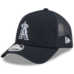 MLB Los Angeles Angels New Era 2026 Batting Practice Apex 9FORTY Adjustable Trucker Hat