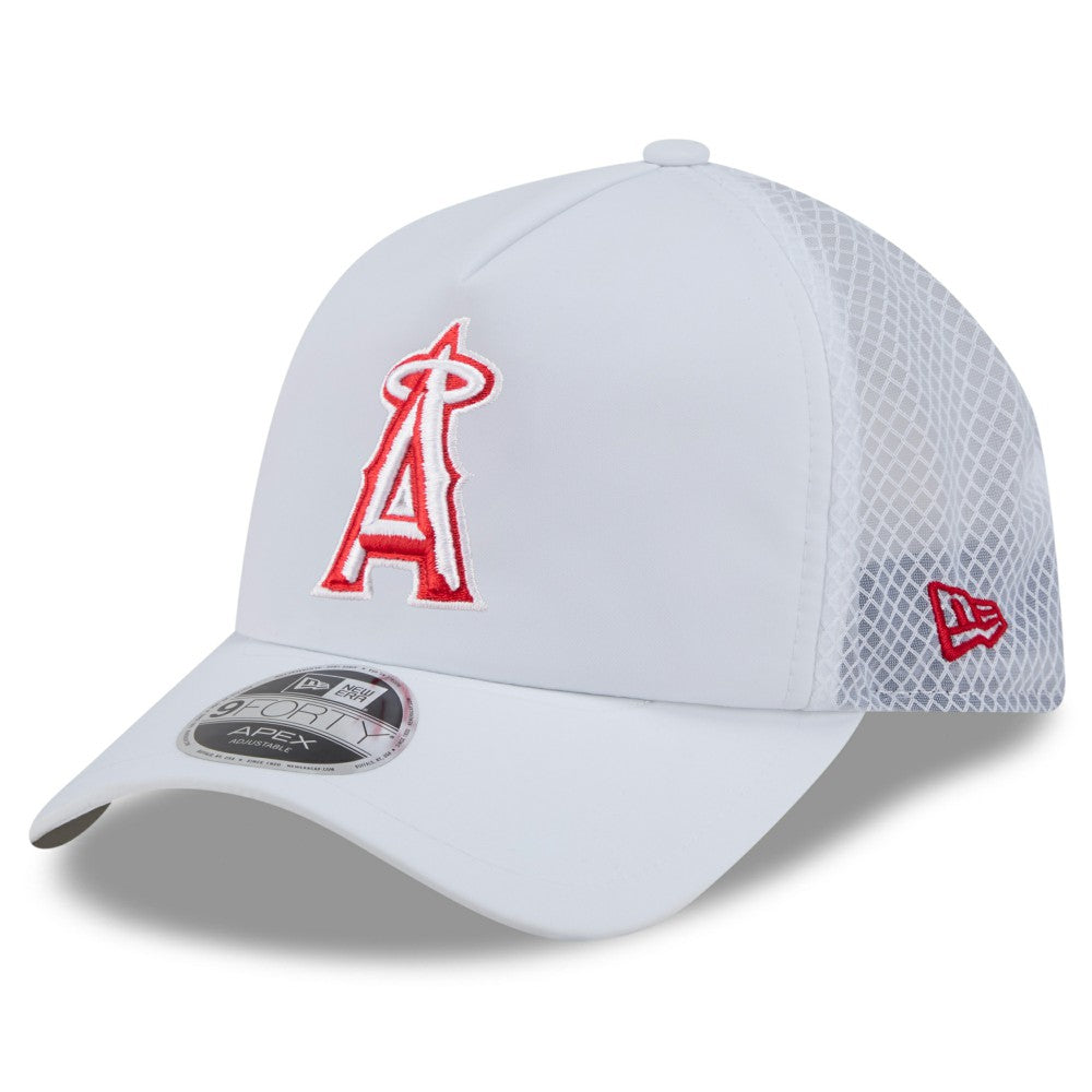 MLB Los Angeles Angels New Era 2026 Batting Practice Apex 9FORTY Adjustable Trucker Hat