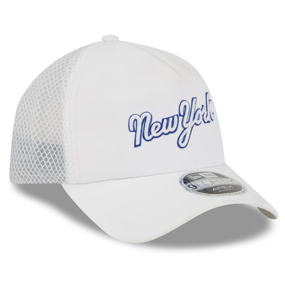 MLB New York Mets New Era 2026 Batting Practice Apex 9FORTY Adjustable Trucker Hat