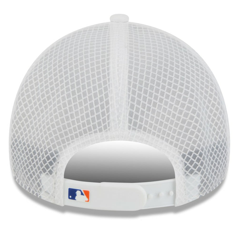 MLB New York Mets New Era 2026 Batting Practice Apex 9FORTY Adjustable Trucker Hat