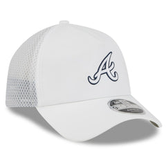 MLB Atlanta Braves New Era 2026 Batting Practice Apex 9FORTY Adjustable Trucker Hat