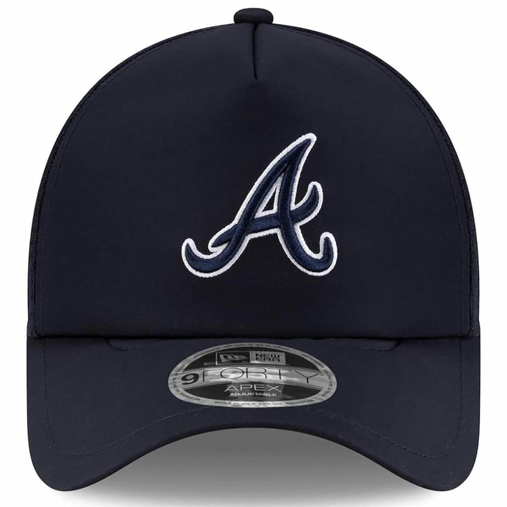 MLB Atlanta Braves New Era 2026 Batting Practice Apex 9FORTY Adjustable Trucker Hat