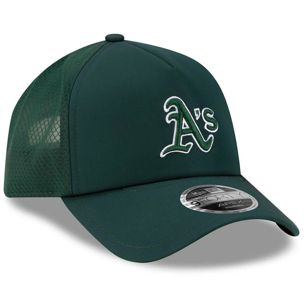 MLB Athletics New Era 2026 Batting Practice Apex 9FORTY Adjustable Trucker Hat