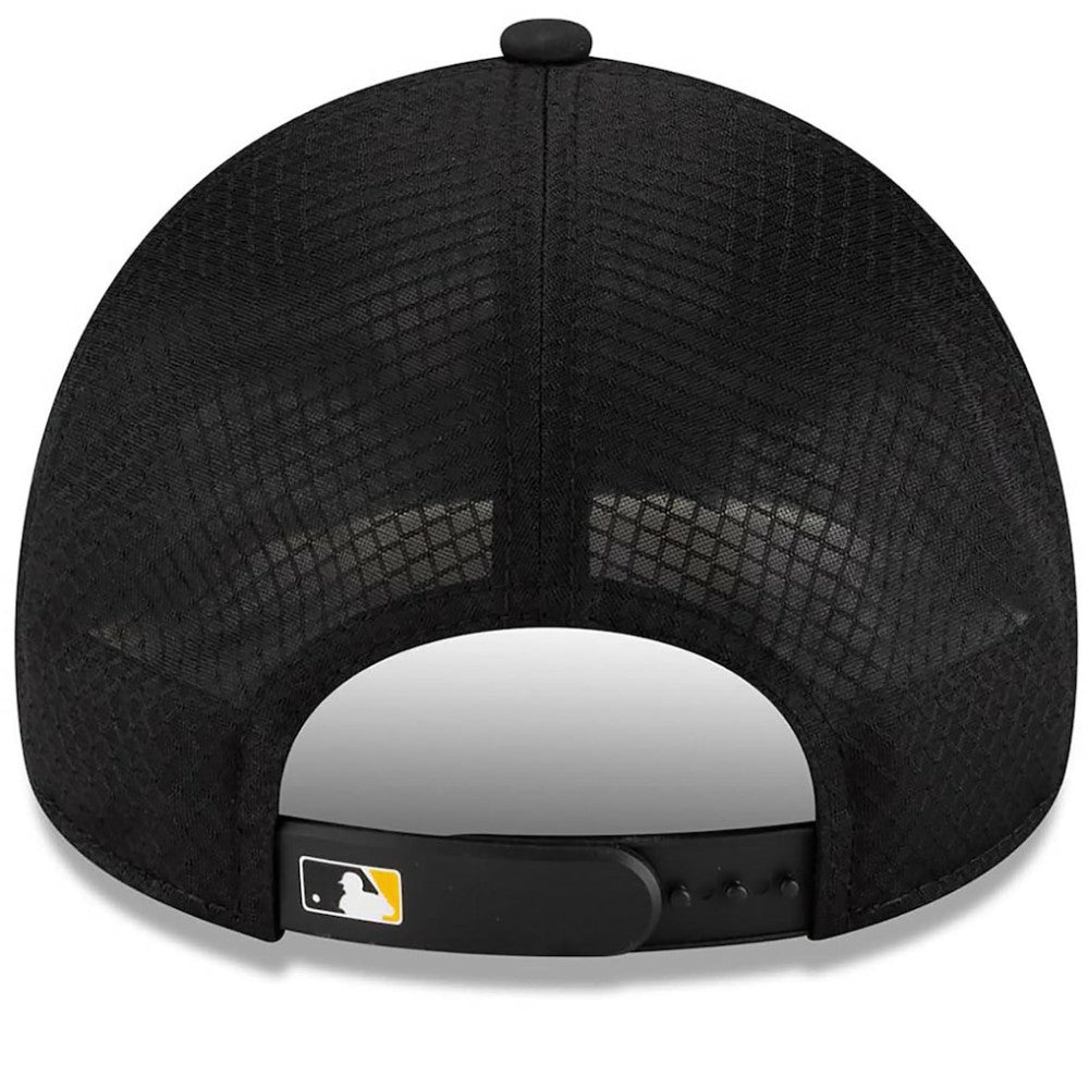 MLB Pittsburgh Pirates New Era 2026 Batting Practice Apex 9FORTY Adjustable Trucker Hat