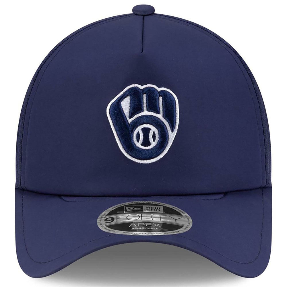 MLB Milwaukee Brewers New Era 2026 Batting Practice Apex 9FORTY Adjustable Trucker Hat