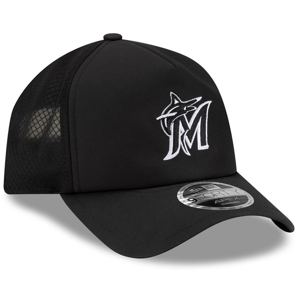 MLB Miami Marlins New Era 2026 Batting Practice Apex 9FORTY Adjustable Trucker Hat