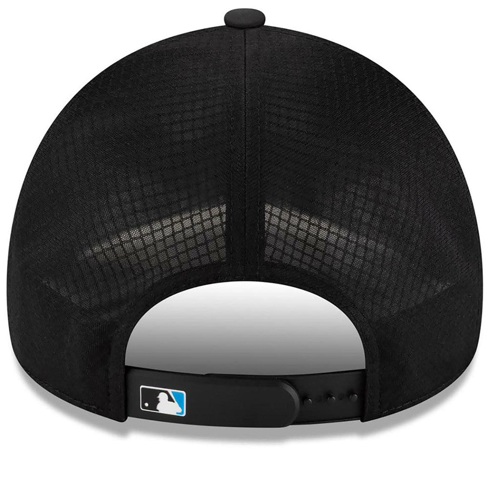 MLB Miami Marlins New Era 2026 Batting Practice Apex 9FORTY Adjustable Trucker Hat